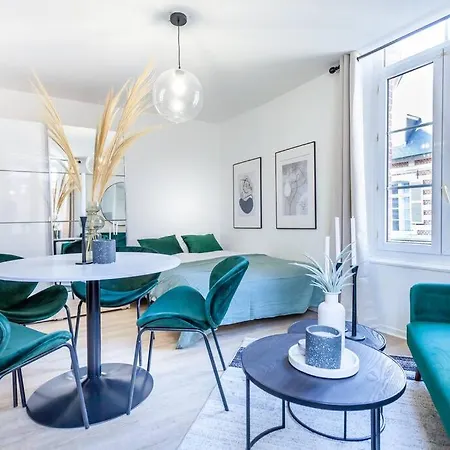 La : Hypercentre - Cathedral 公寓 *